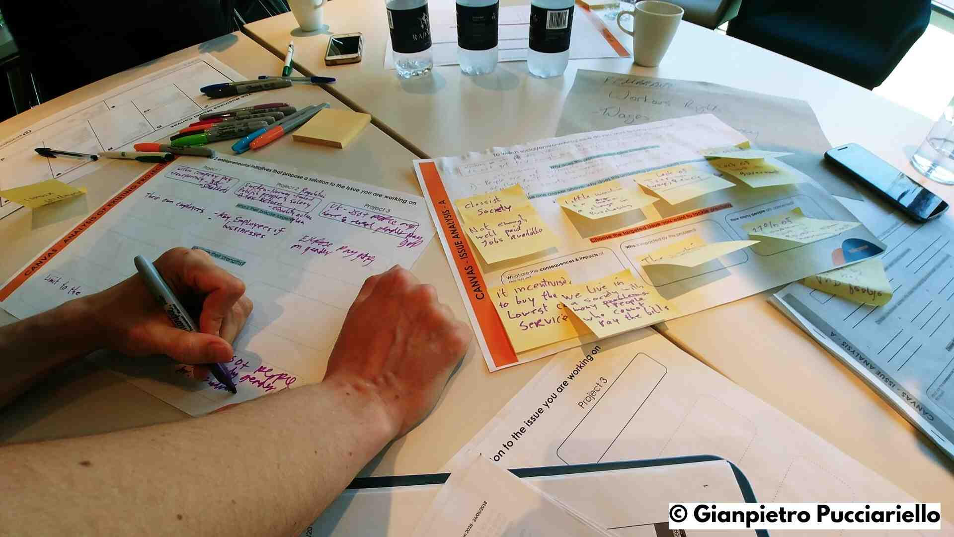 Gianpietro Pucciariello, Service Designer, Experience Designer, Experience Researcher, UX Researcher, learning design Gianpietro Pucciariello, Service Designer, Experience Designer, Experience Researcher, UX Researcher, Evaluation, Learning Design